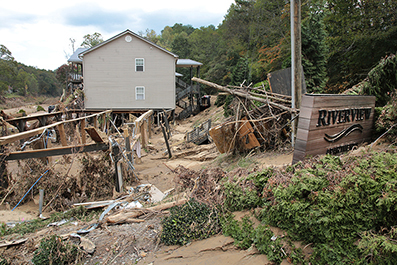 Hurricane Helene Aftermath : North Carolina : Personal Photo Projects : Photos : Richard Moore : Photographer